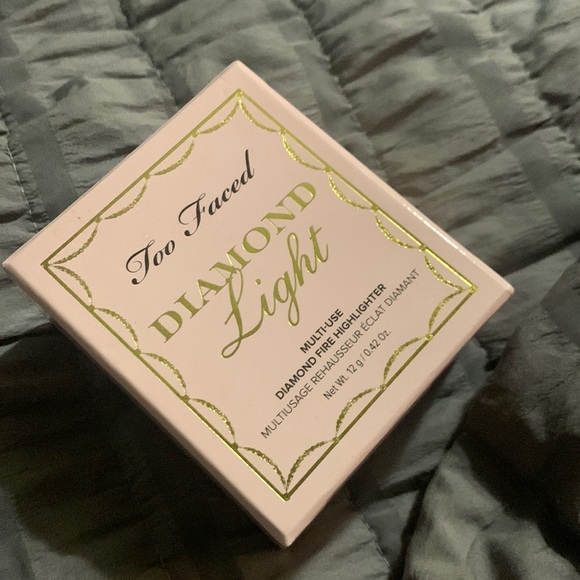 Too Faced Diamond Light Highlighter Diamond Fire